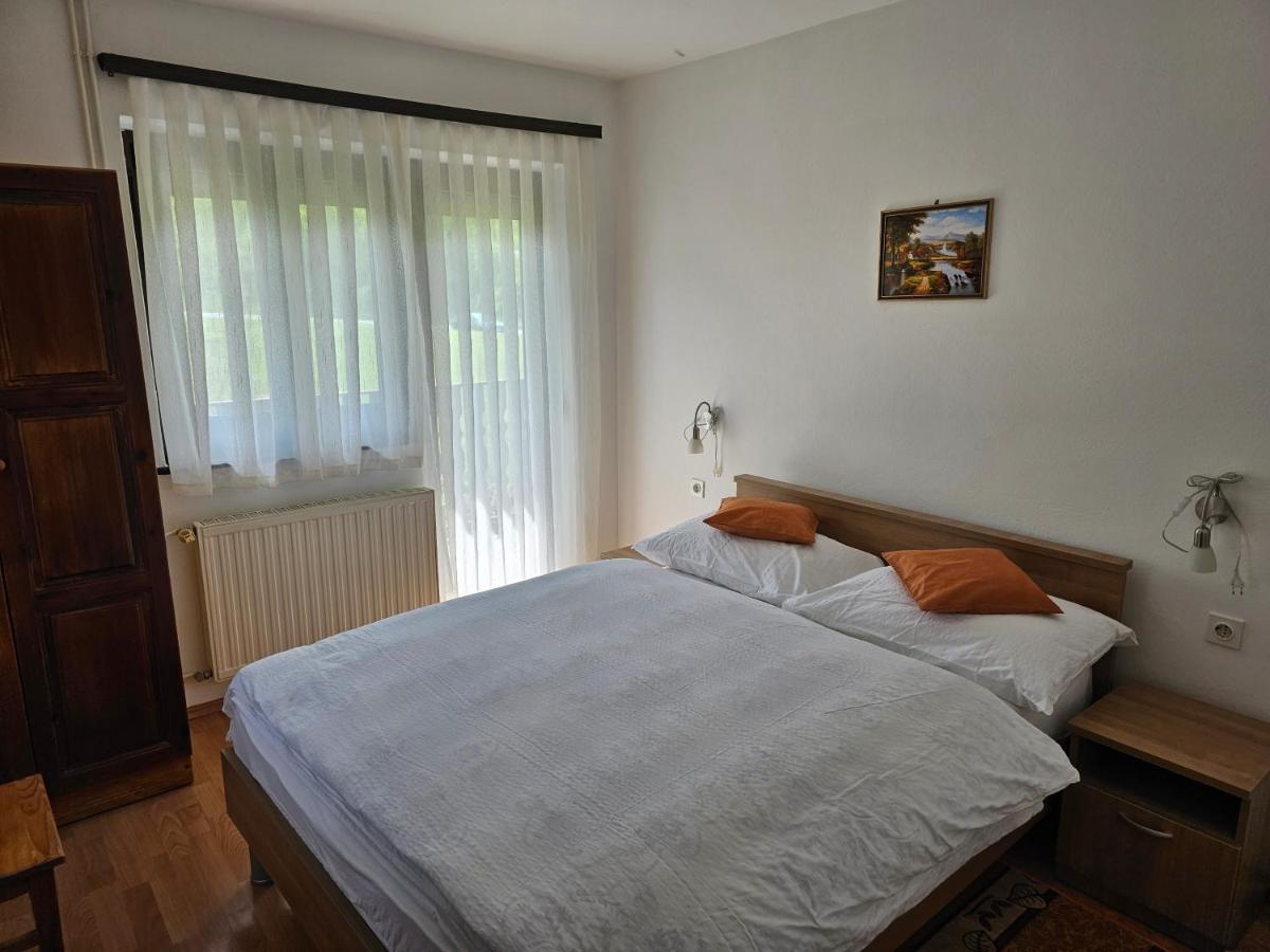 Отель House Spehar Селиште-Дрежничко Экстерьер фото