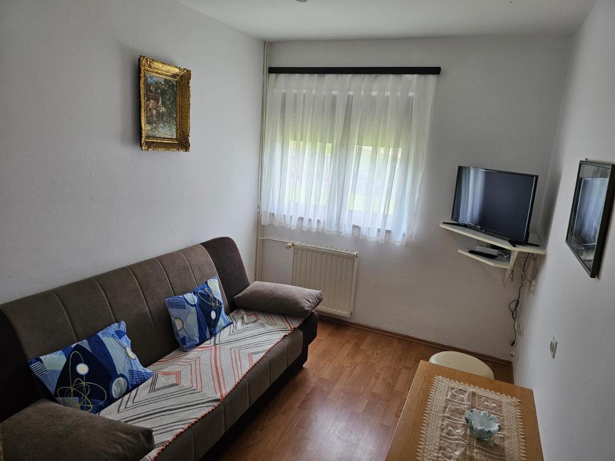 Отель House Spehar Селиште-Дрежничко Экстерьер фото