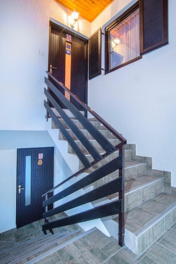 Отель House Spehar Селиште-Дрежничко Экстерьер фото
