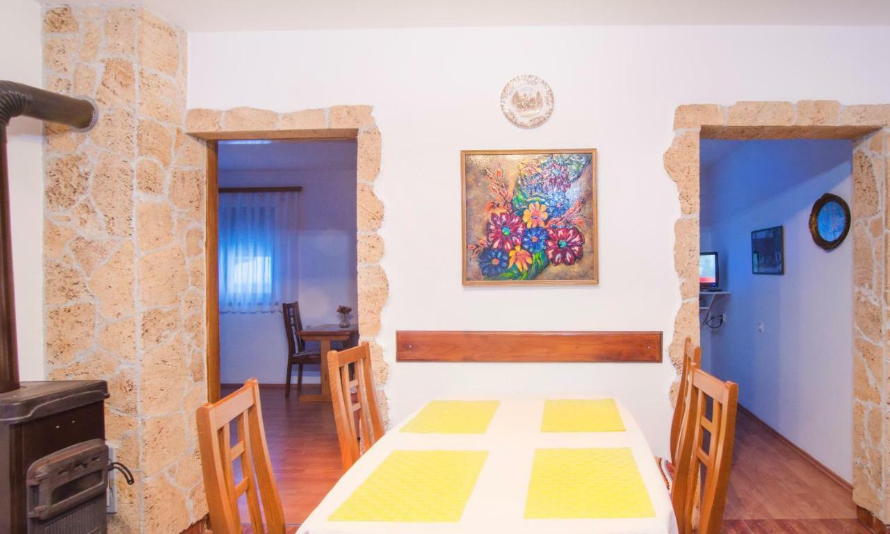 Отель House Spehar Селиште-Дрежничко Экстерьер фото