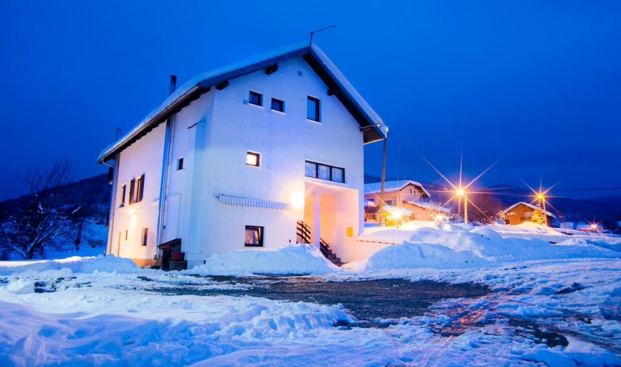 Отель House Spehar Селиште-Дрежничко Экстерьер фото